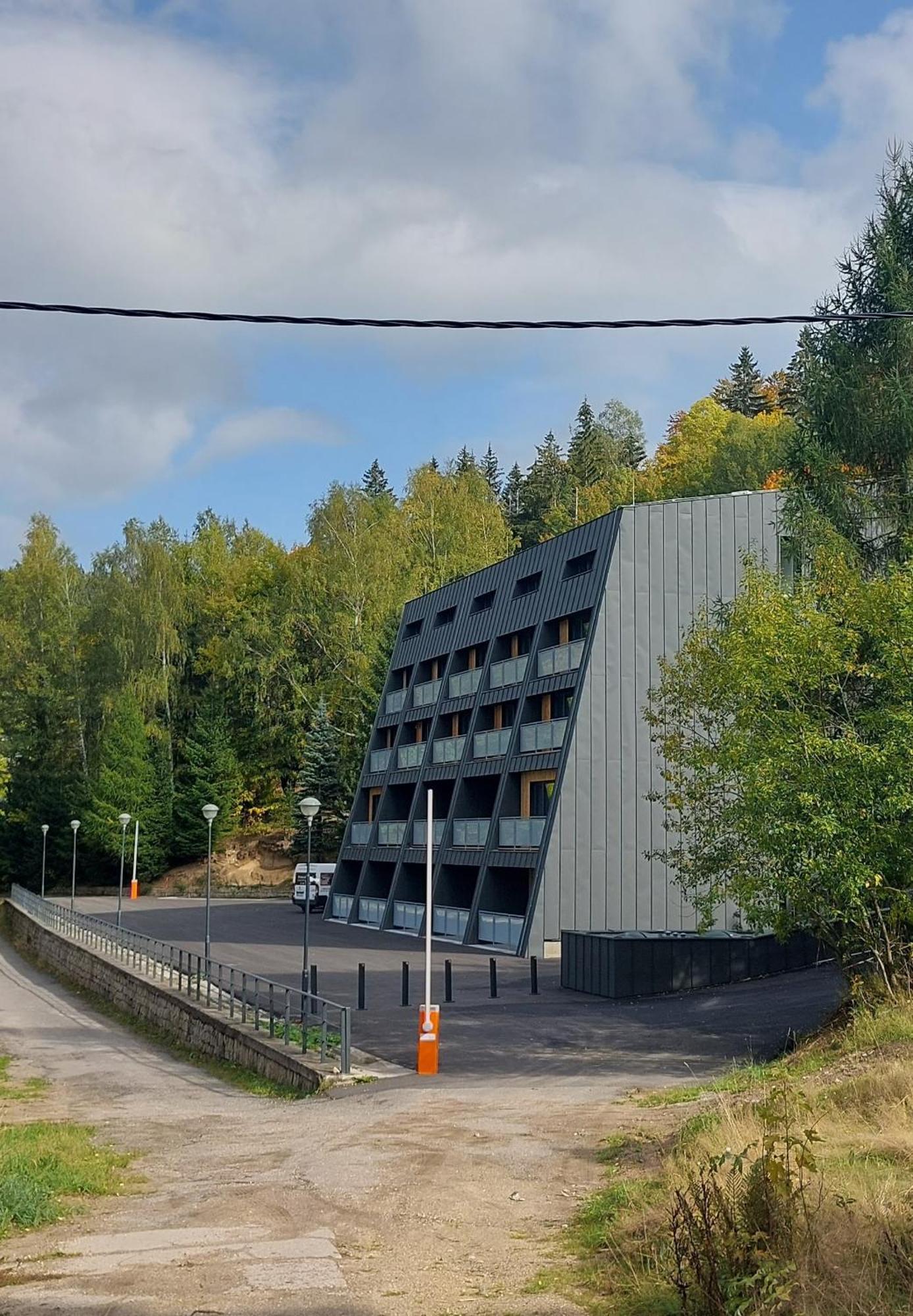Na Kraji Lesa Apartment